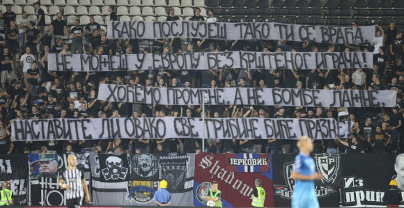 Grobari upozorili Upravu, hoće promjene!