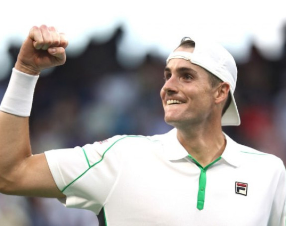 "Zaje*i to, hajde da izađemo, igramo i...''!