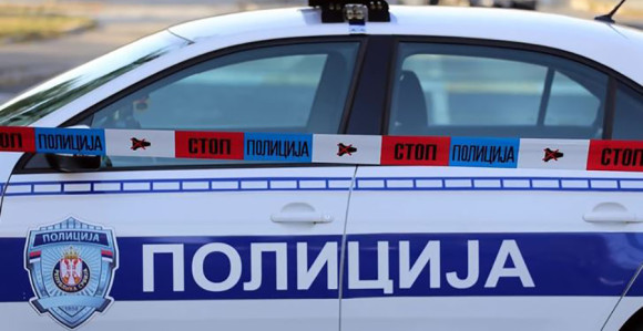 Vozio auto sa 3,6 promila: Pijani sin ubio majku