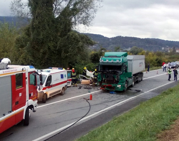 Četvoro poginulo, među njima i dijete