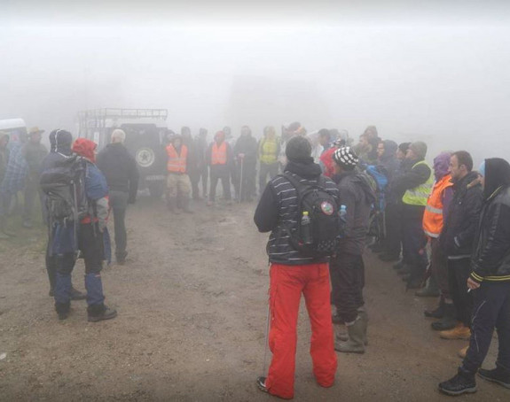 Nastavak potrage, spasioci na terenu