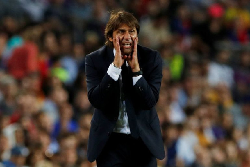 Priča: Konte mora da bude ljut...