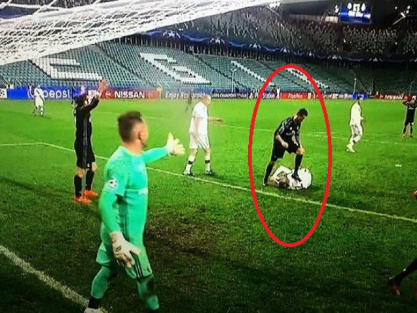 Video: Da li je Ronaldo namjerno nagazio rivala?!