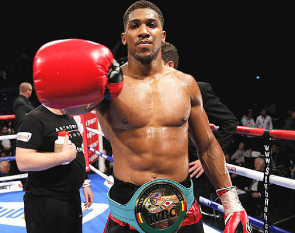 Bije kao Ilija Gromovnik, a i dalje živi kod mame!