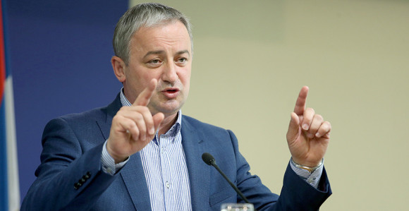 Poruka: PDP se ne prlja sa SNSD-om