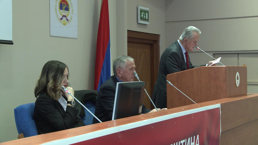 Dok mladi odlaze penzioneri se zapošljavaju