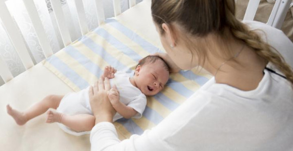 Spavajte s bebom u istoj sobi