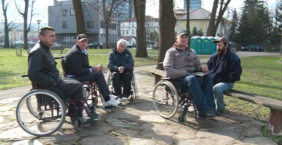 Nezadovoljni ratni vojni invalidi