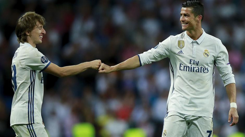 Ronaldo ne dolazi večeras na "krunisanje" Modrića?!
