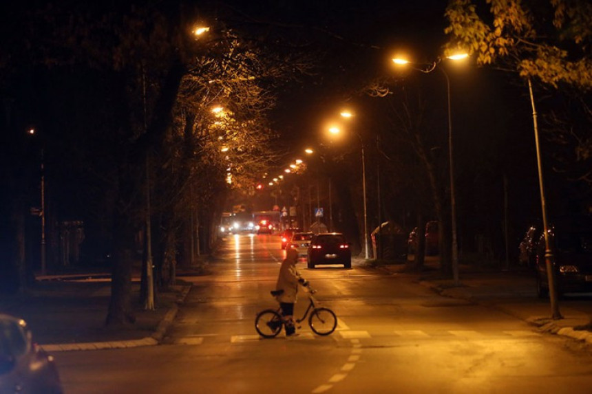 Ulična rasvjeta zrela za zamjenu