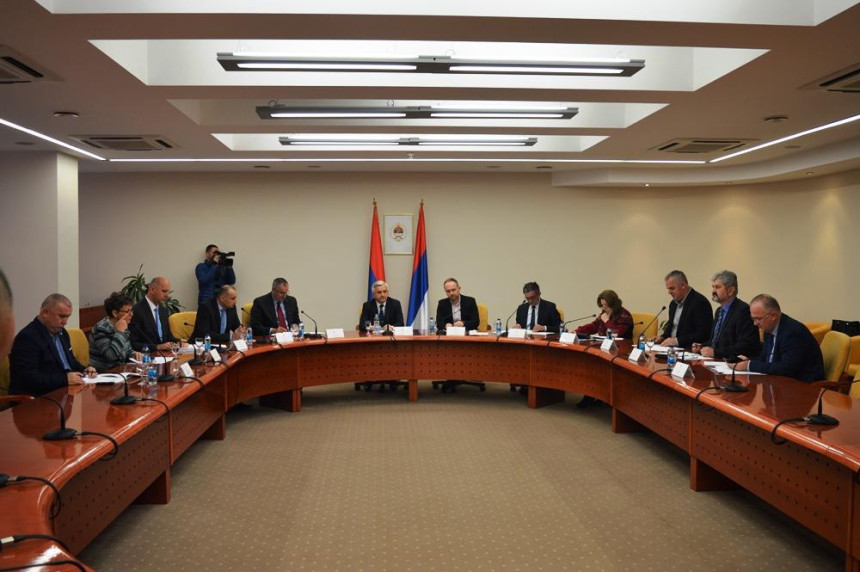 Nakon redovne posebna sjednica