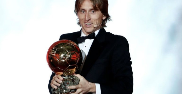 Zvanično - Luka Modrić osvojio "Zlatnu loptu"!