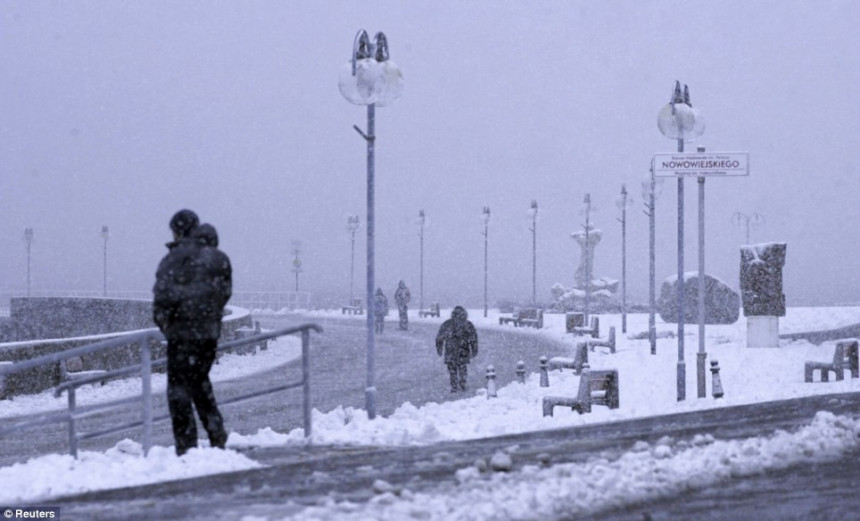 Пољска: За дан 12 лица умрло због зиме