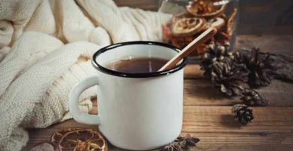 Kuvana rakija: Čaj koji sve liječi!