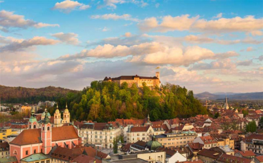 Slovenija se uzda u Melaniju i Putina