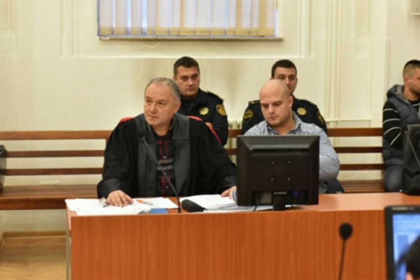 Suđenje Sefiću poput sapunice