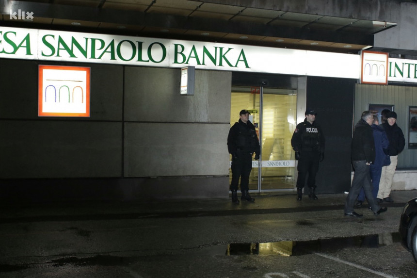 Sarajevo: Opljačkana Intesa Sanpaolo Banka