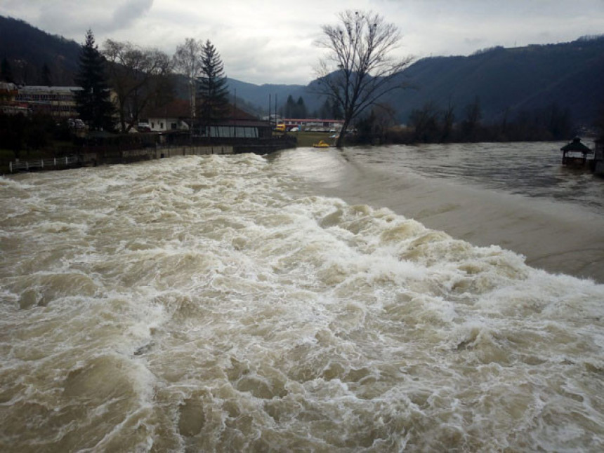 Rijeke Vrbas i Bosna stagniraju