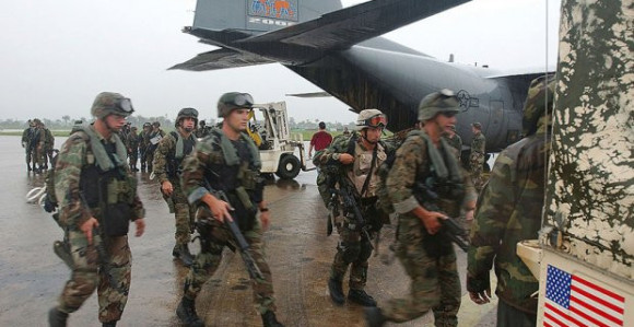 Пуцао из играчке на америчку базу 