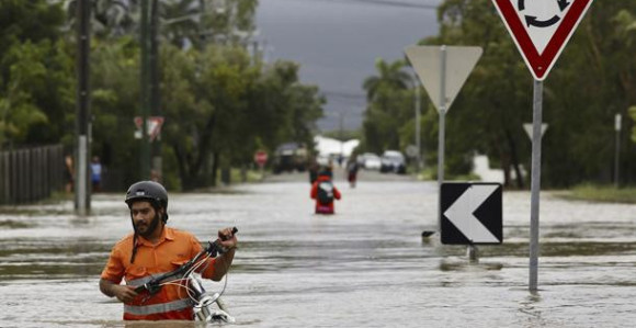 Krokodili i zmije plivaju ulicama