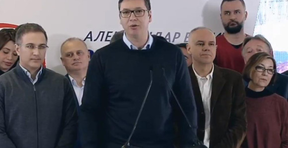 Vučić proglasio ubjedljivu pobjedu