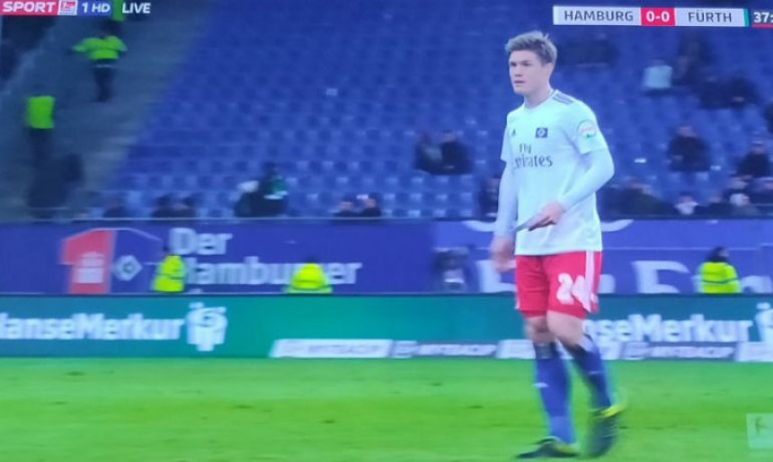 Cvajta: HSV jedva savladao Grojter!