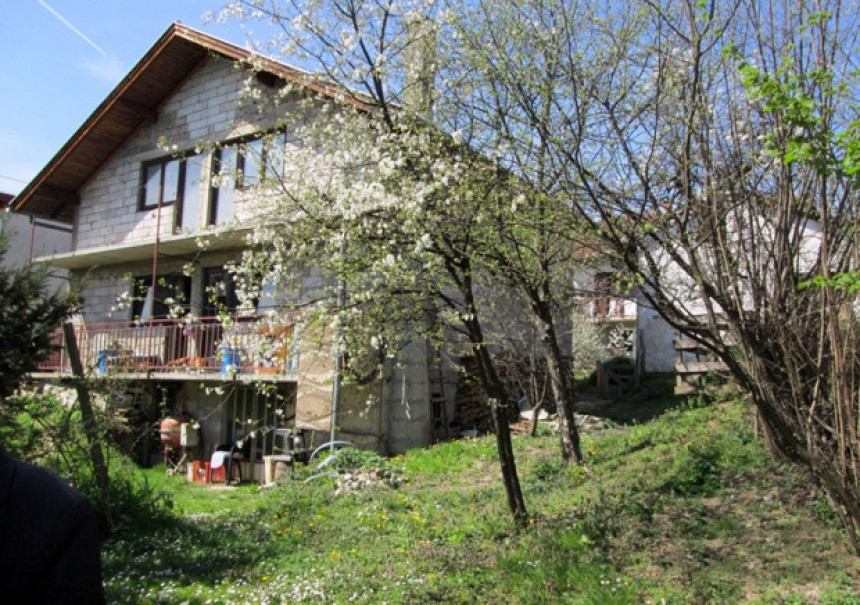 Бањалука: Усред града куће "на промаји"