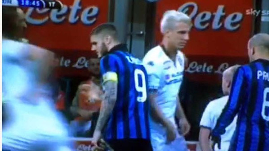 Видео: Икарди пружио руку, Лопес се ухватио за међуножје!