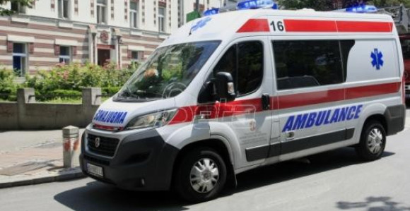 Mladić ranjen nožem