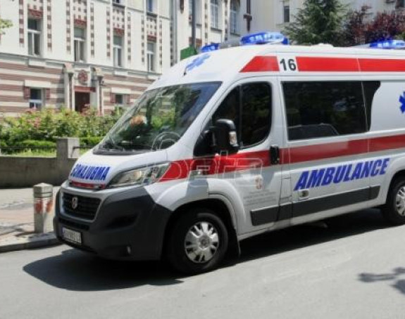 Mladić ranjen nožem