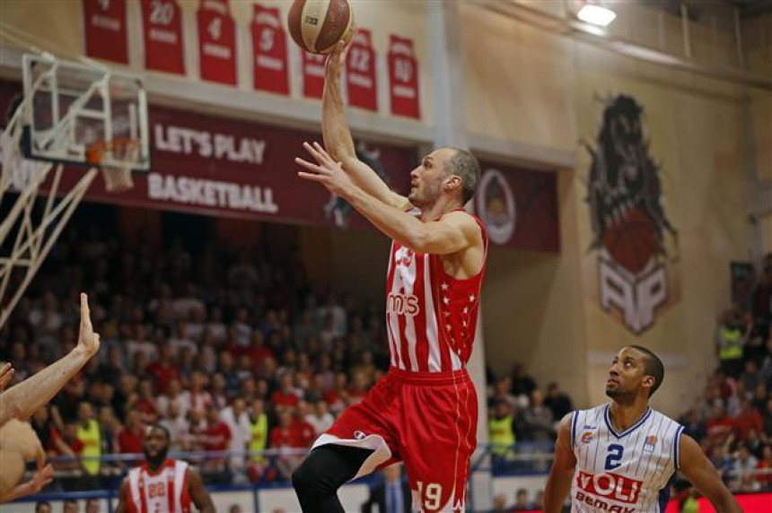 Zvezda brani trofej i Evroligu! Železnik je bio osinjak za Budućnost!