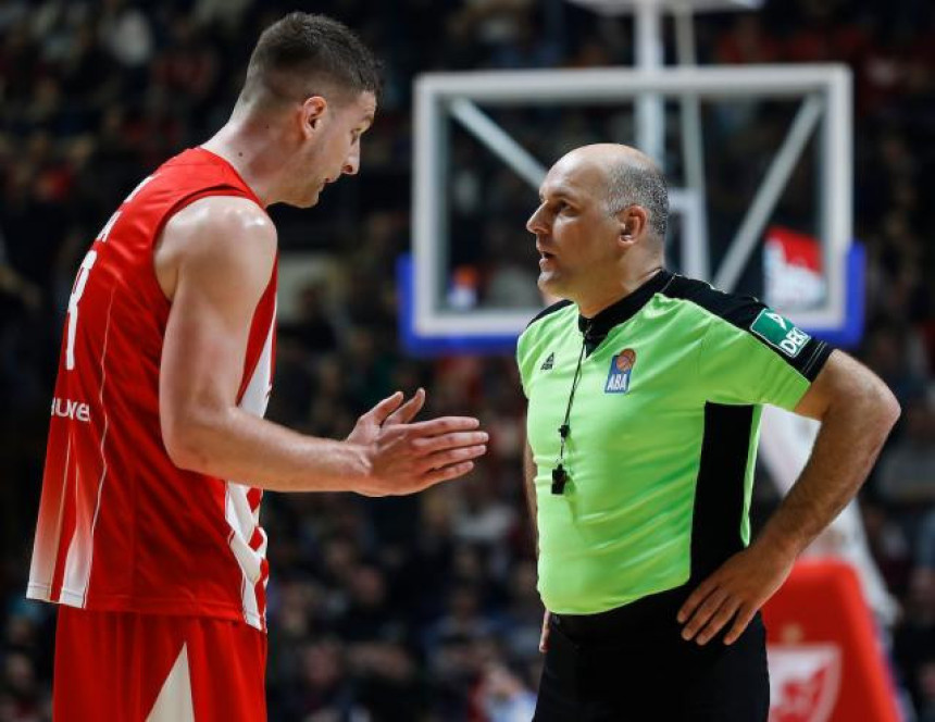 Zvezda opet nezadovoljna suđenjem!