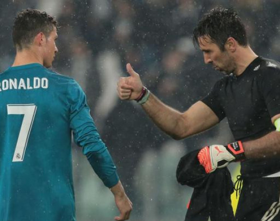 Bufon: Ronaldo i Mesi kao Maradona i Pele!