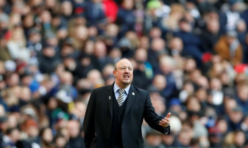 Rafa Benitez traži posao u Francuskoj!