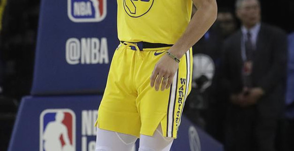 Najbolji šuter svijeta ne vidi dobro?!