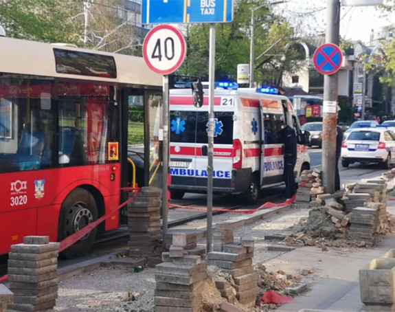 Naglo zakočio: 5 osoba povrijeđeno