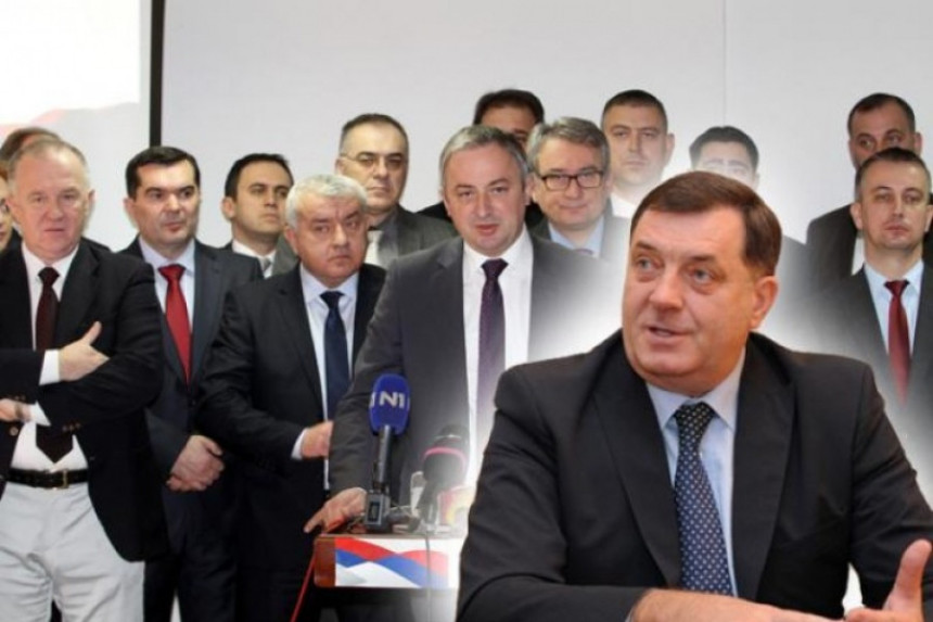 SNSD zakazao miting 14. maja u isto vrijeme