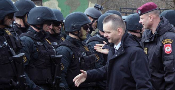 Miting i kontramiting nisu dobro rješenje