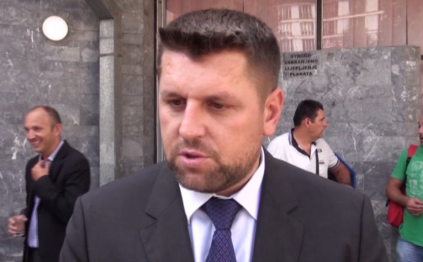 “Njima više stalo do Srebrenice”