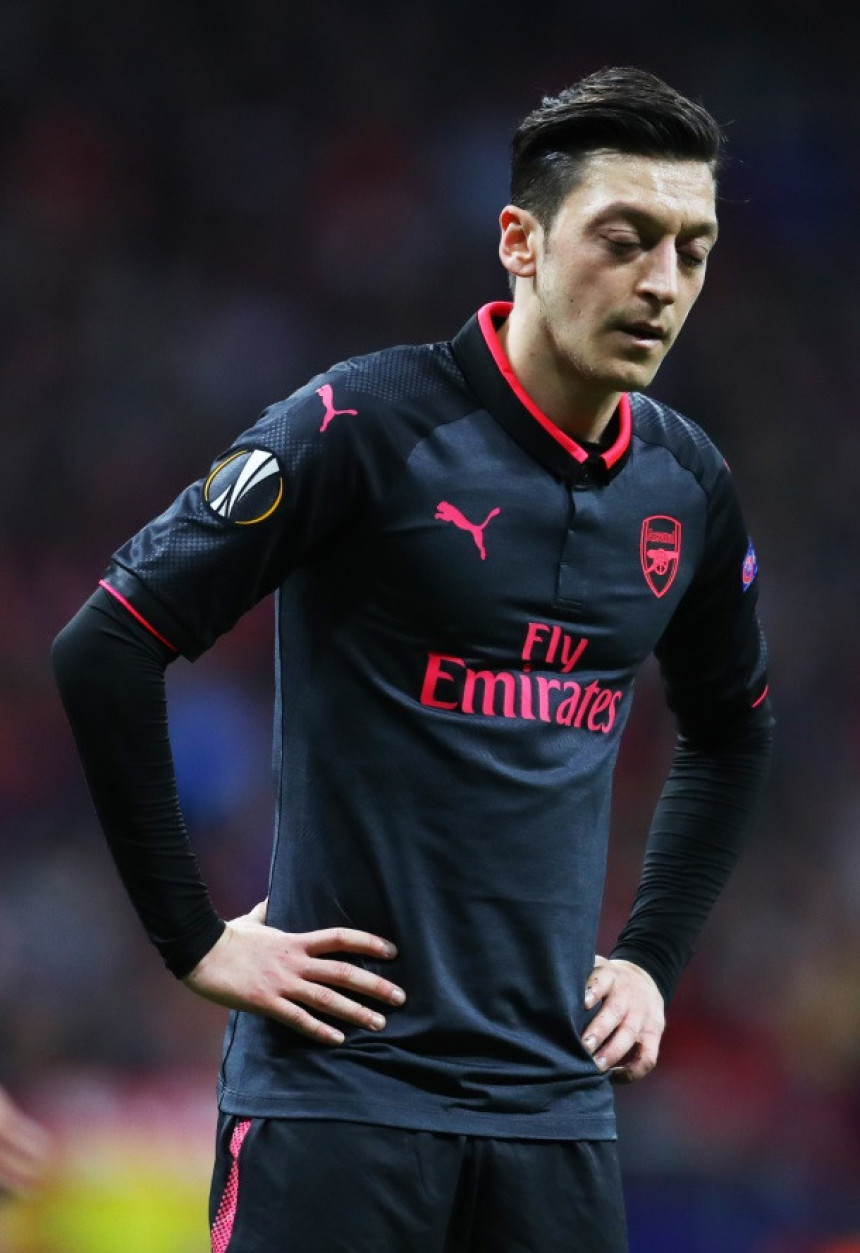 "Зашто Озила плаћамо 350.000 фунти седмично?!"