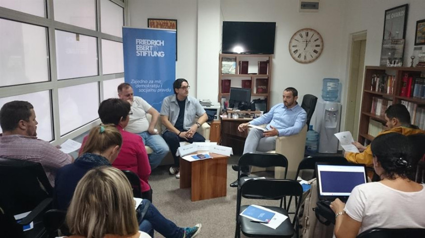 SNSD da kazni Milana Tukića!