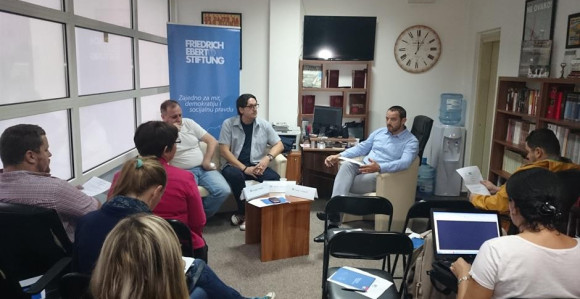 SNSD da kazni Milana Tukića!