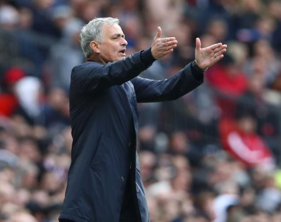 Мурињо: Не желим да продајем играче!