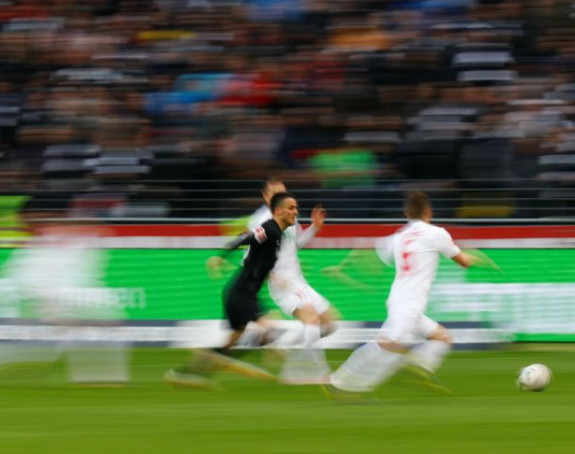 Filip Kostić u konkurenciji za tim godine Bundeslige!