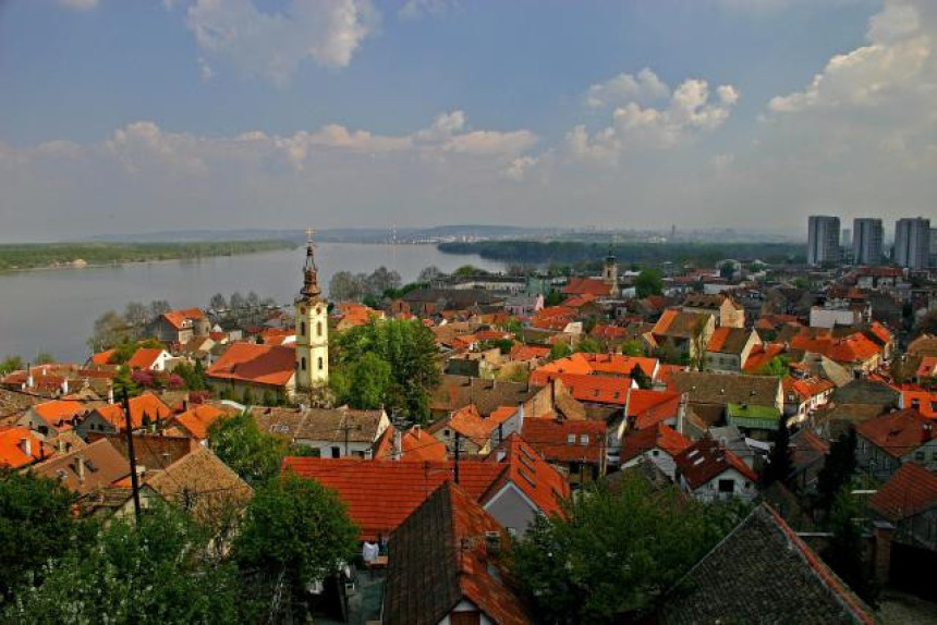 Pucnjava u Zemunu, povrijeđen muškarac