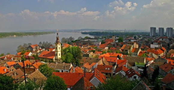 Pucnjava u Zemunu, povrijeđen muškarac