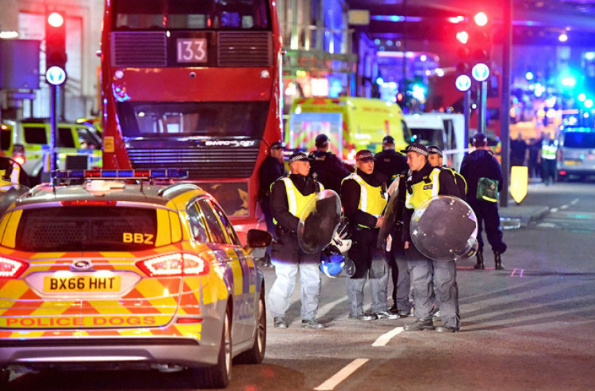 Poruke ID uoči napada u Londonu