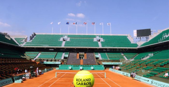 RG: Ispao Izner, Nadal "melje", Monfis na Vavrinku!