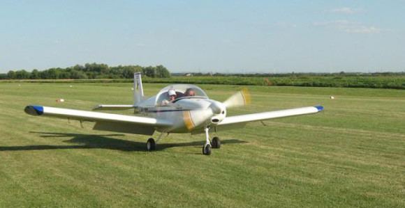 Pao mali avion, poginuo pilot