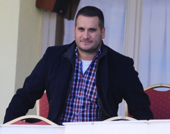 Muslin je taj koji je sarađivao s menadžerima!